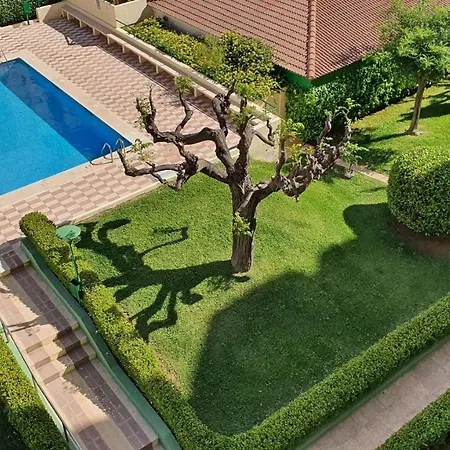 Gardenias Gandia - Alquiler Familias *